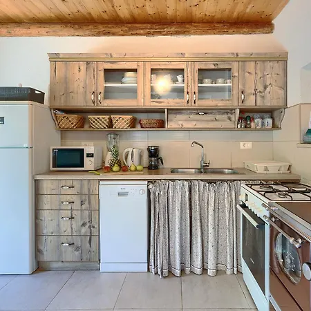 Holiday home Ana