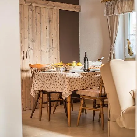 House Ana רוביני